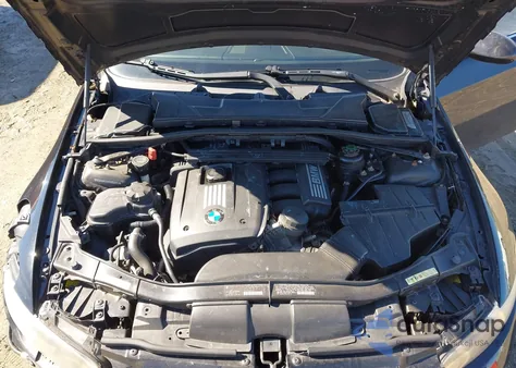 2009 BMW 328I xDrive z USA, uszkodzony, nr VIN WBAWV53539P080895